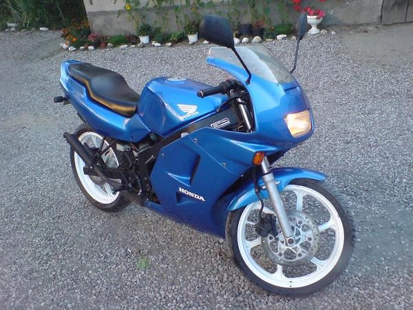 HONDA NS1