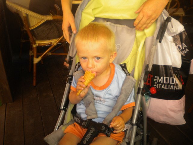 Mj Kuzynek...hmm WiKtOrEk:*