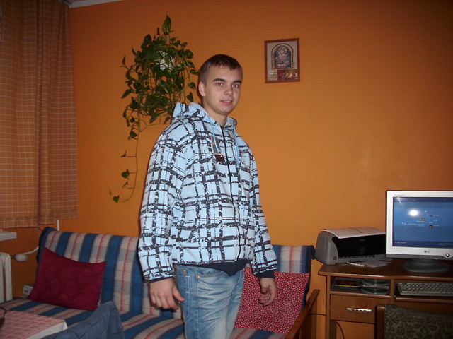 takie tam w new bluzie ;]