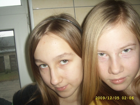 Z Sysi m < 33