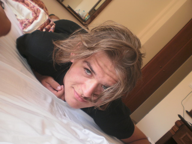 Bartu ;**