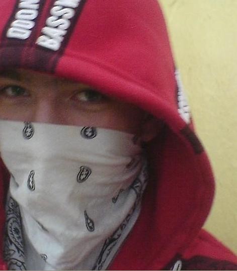 EmMMiiiiLekkkk < 333