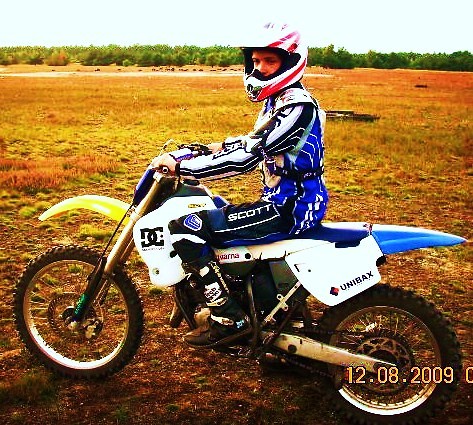 Ja xd       MOTOCROSS