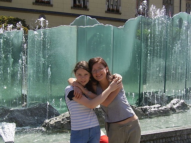 Maa ;*