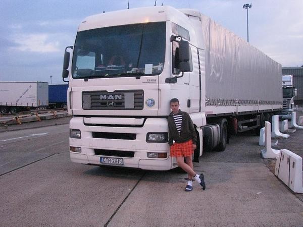 w Anglii na parkingu:)