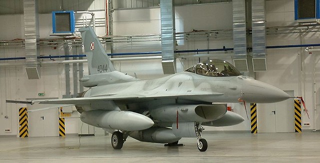 F16 !