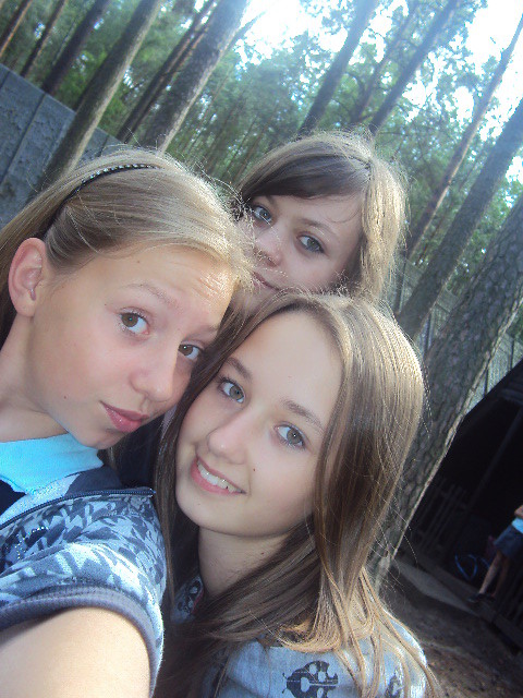 kolonie. ; ]. 