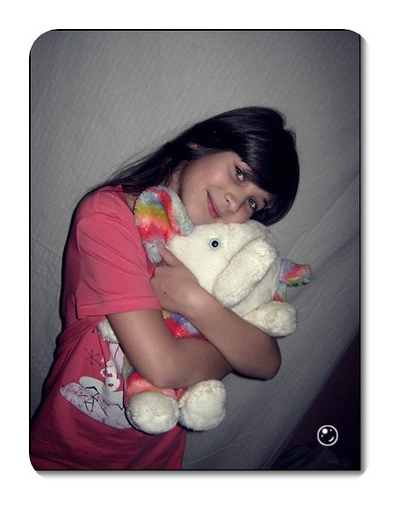Sandra.; - *