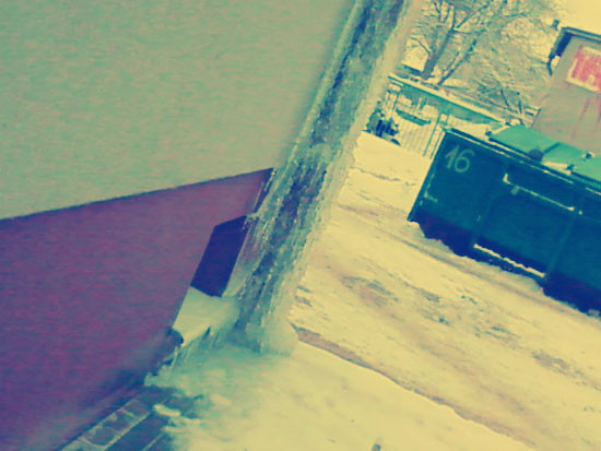 mrz - 12 st. Celsjusza. 