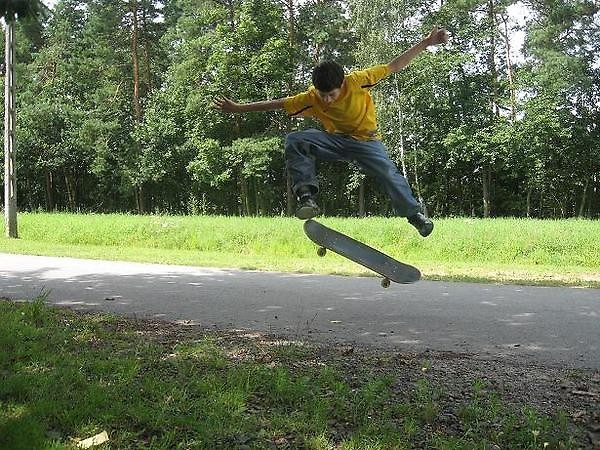 hehe, Daro. ; * ; D