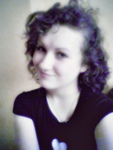 w loczkach. :)