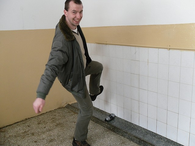Lej na mur!