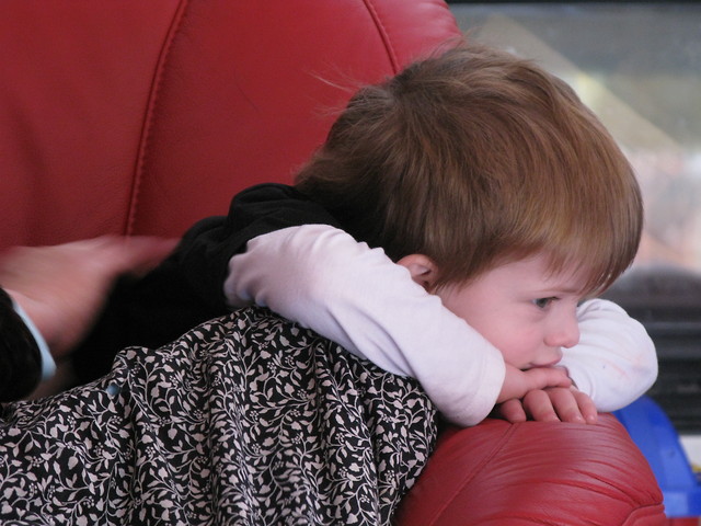 Kacper zamylony...