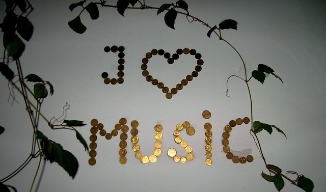 ROCK & ROLL