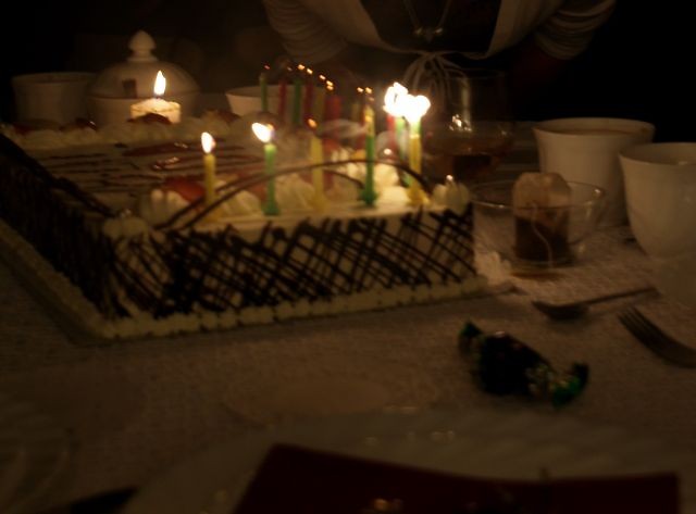 ona ma 19nacie.