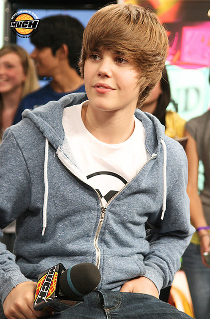 Justinek :****