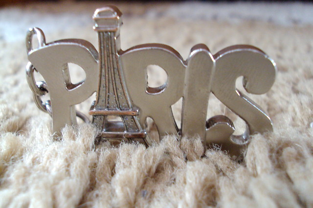 paris.;>