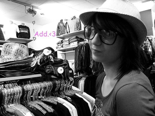 Wam ; **
