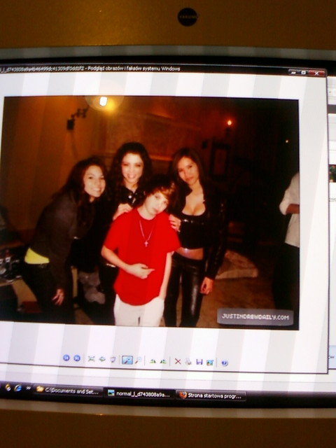 Chris  z laskami:P