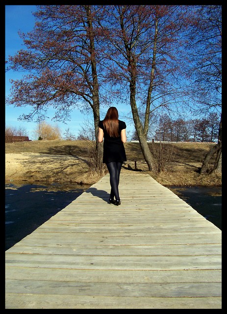 ...chod ze mn...