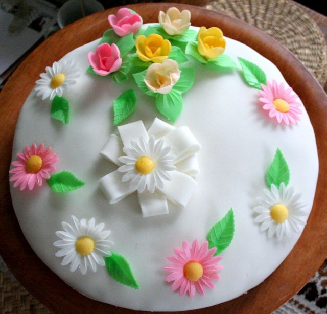 100 lat;D