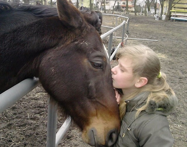 Z Qnikiem ;**