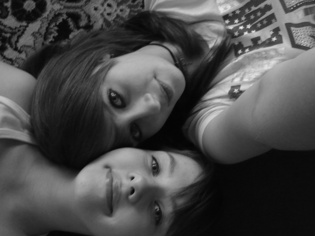 z moj am ; ***