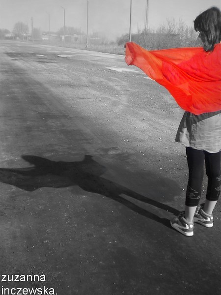 prawie jak superwoman. 