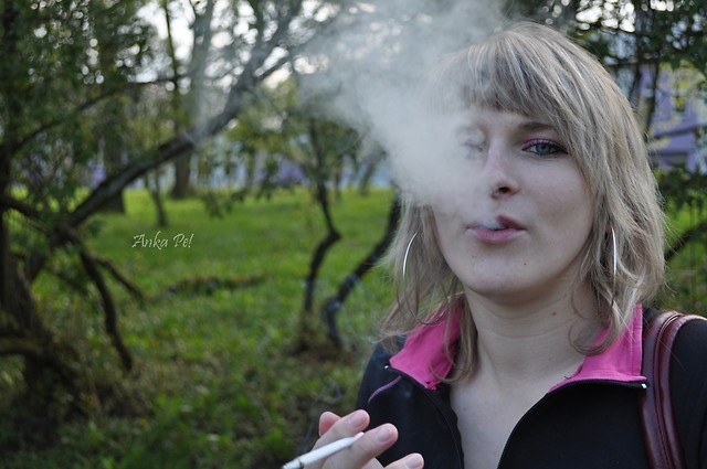  Mi ;*