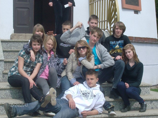 Pod latarni xD
