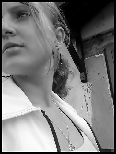 ;*