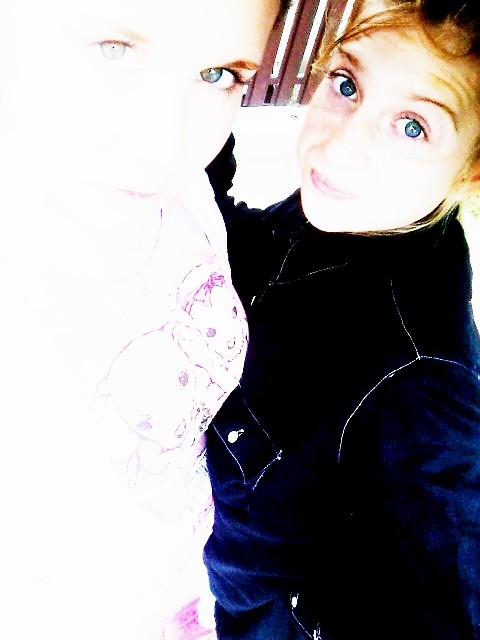 Z Paulin ;**