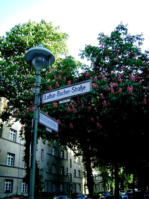 Corner Strasse.