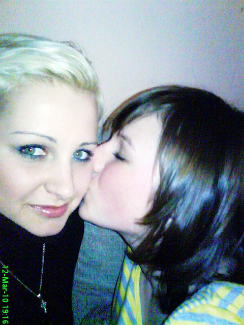 Z Paull ;*