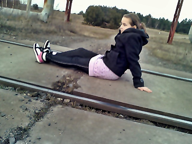 jaa . ;  d