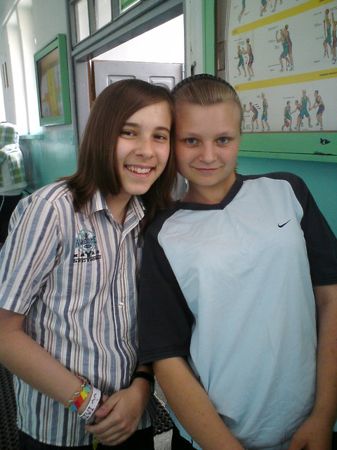 Z Divim;*