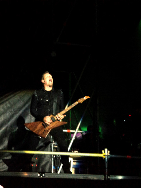 James :*