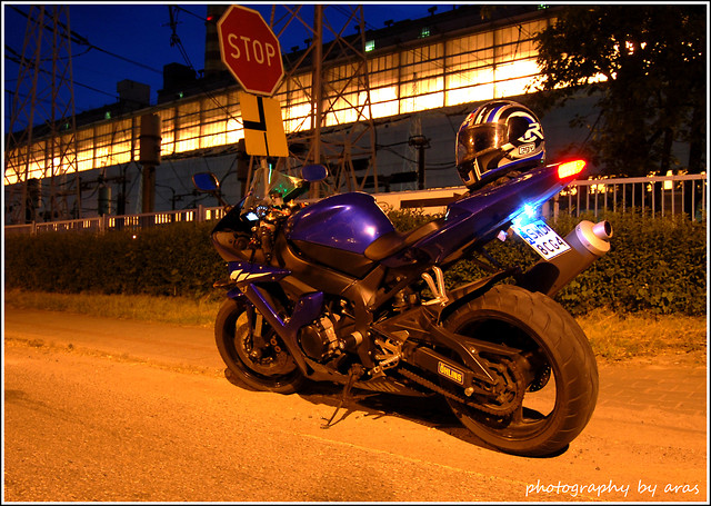 R1