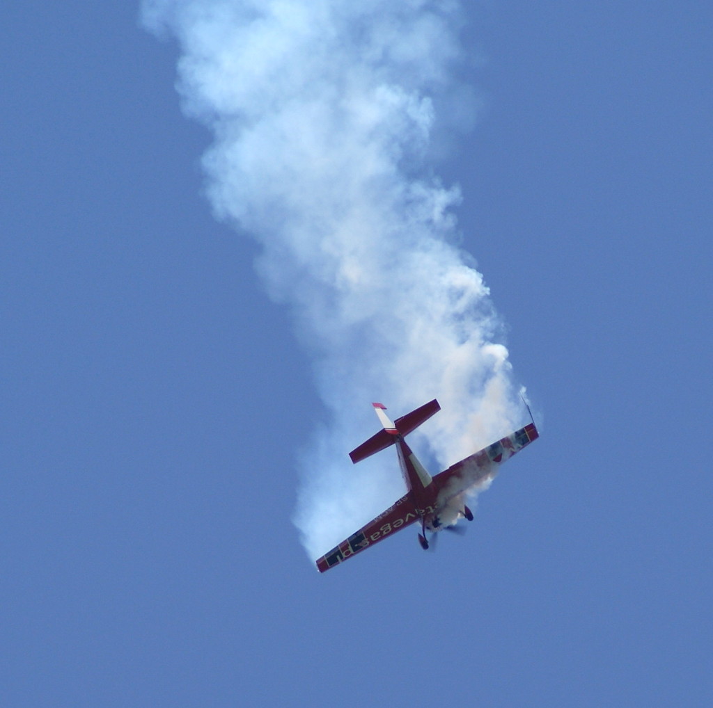 EXTRA 300