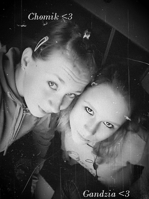z Andzi. ;*