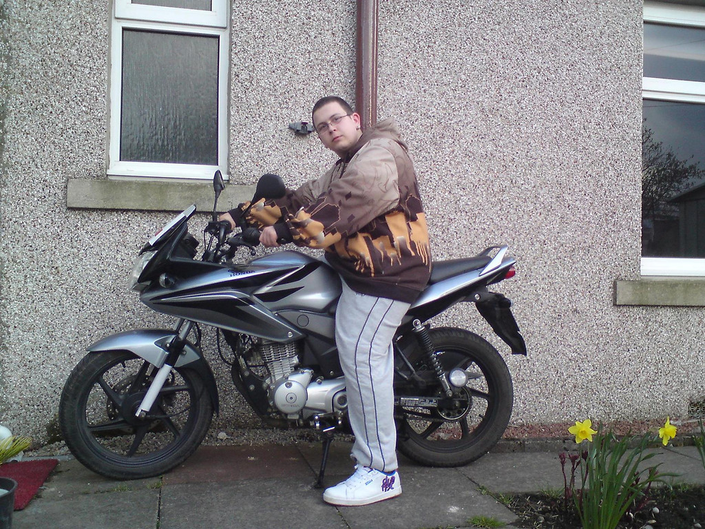 moj motorek:D:D 