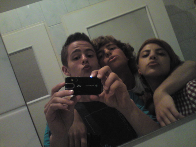 tskni 
