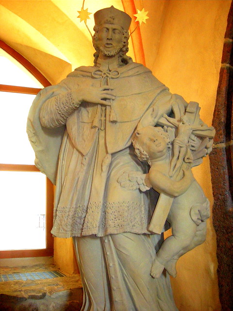 Figura w. Jana Nepomucena