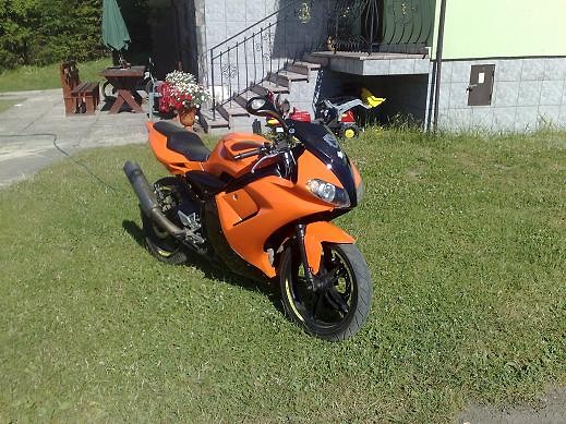 moj motorek ;p