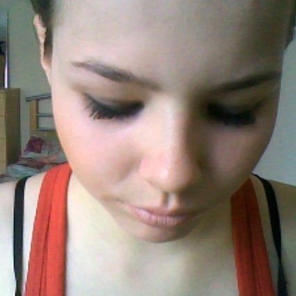 SMUTNO MI . :(