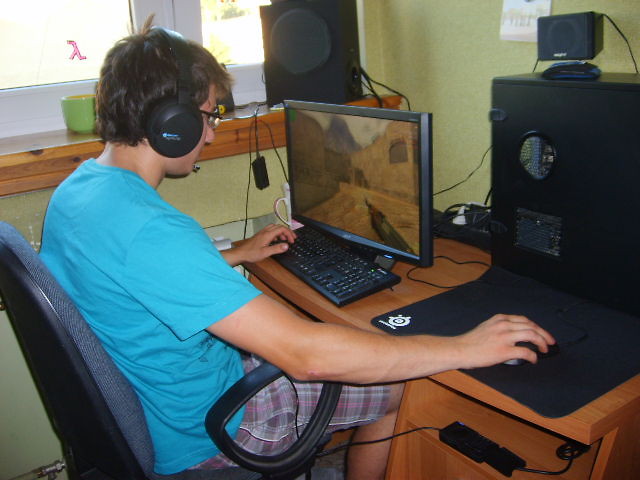 ;]