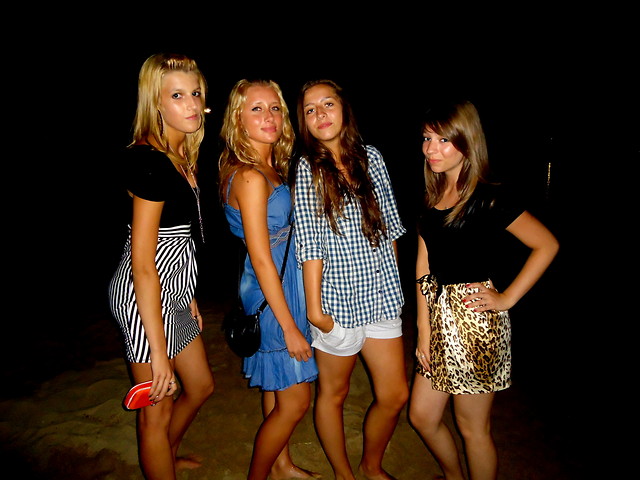 ,Afterek' : DDDD
