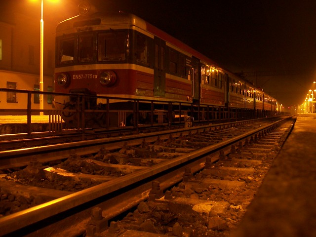 EN57-775