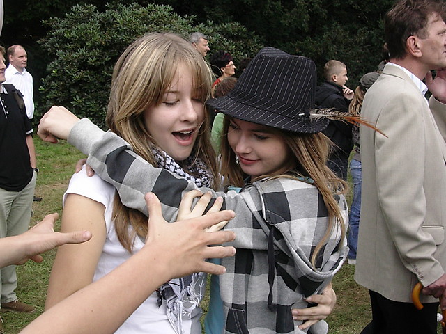 '08