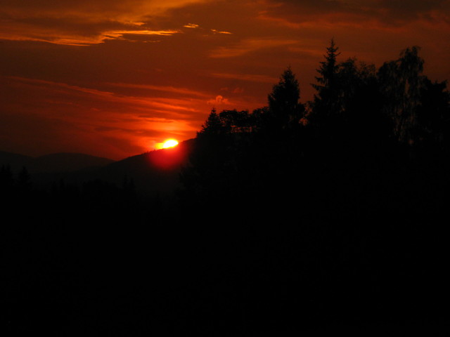 Czerwone uny na niebie...